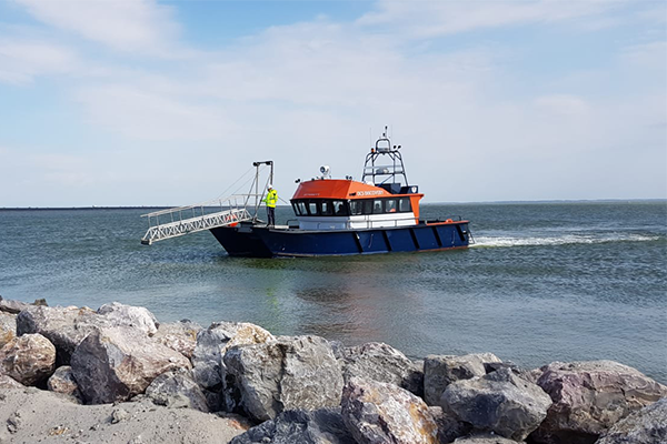 Discovery, een stabiele, sterke en degelijke catamaran.